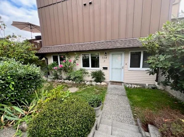 314 Highland Way #2, Pt Moody, BC V3H 3V7