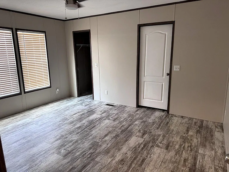 25 County Road 3893 W — Photo 10