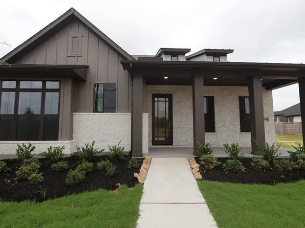 12014 Salty Bend Dr, Mont Belvieu, TX 77523