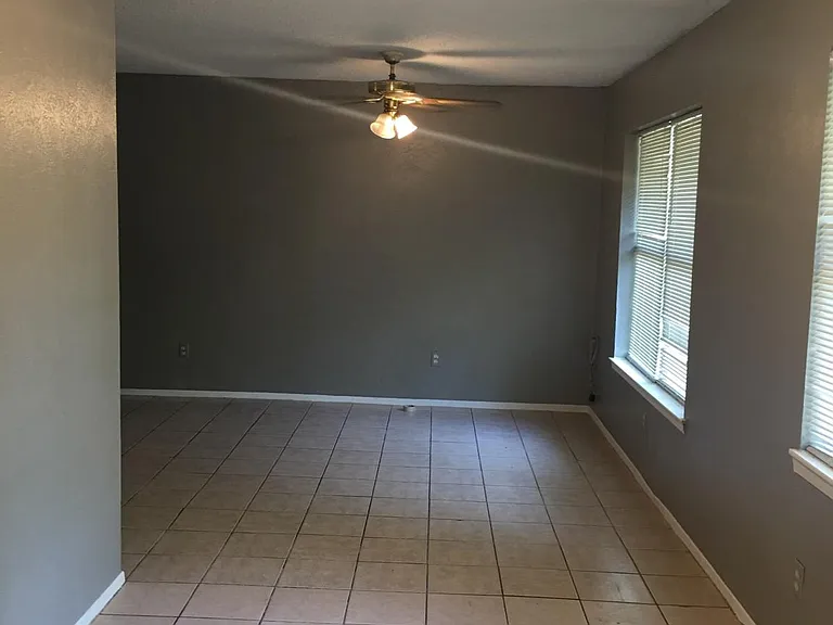 6224 Denham Dr — Photo 9