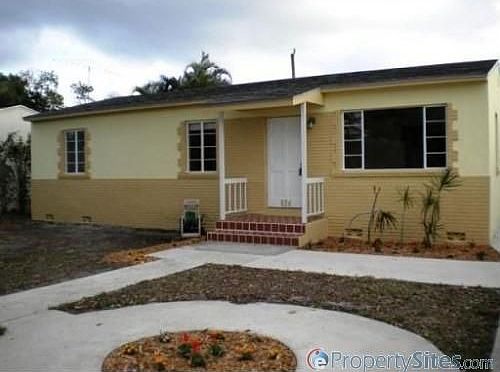 2nd image of 824 El Vedado