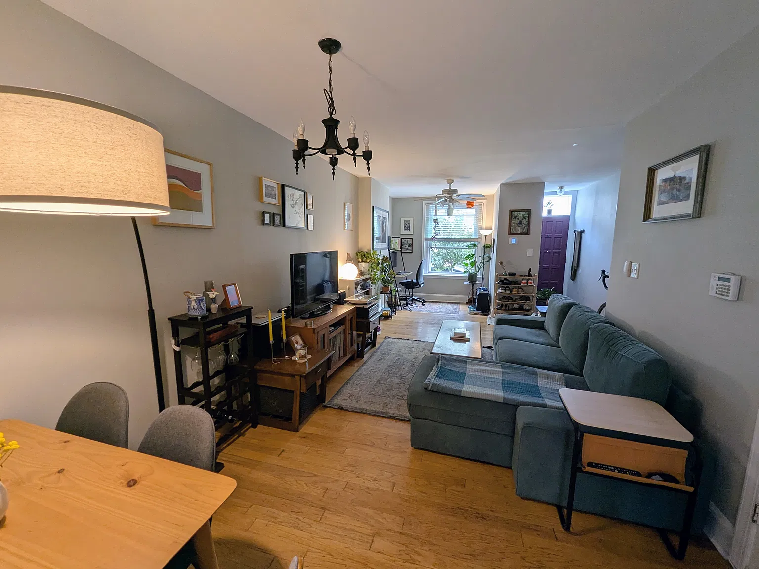 2 bed, 900 sqft, $2,300 — Photo 3