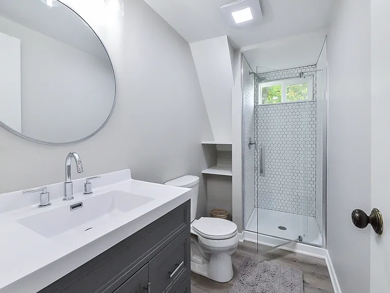 11542 Riverbank Ln — Photo 8