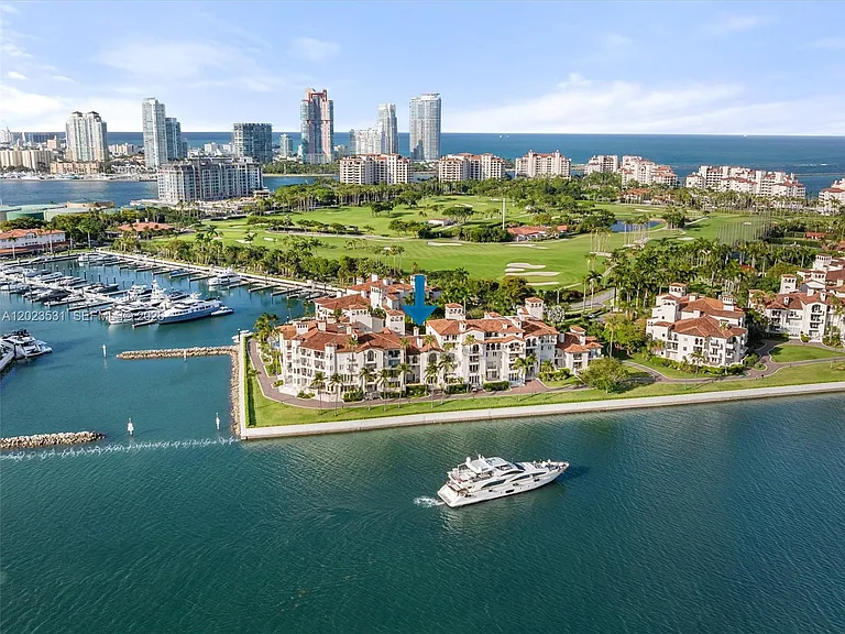 2425 Fisher Island Dr #5205 — Photo 36