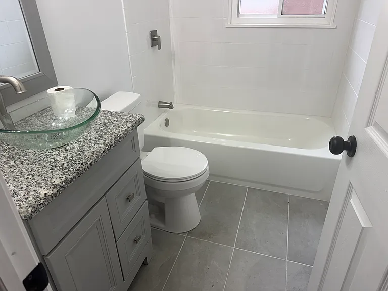 28542 Rosewood St — Photo 9