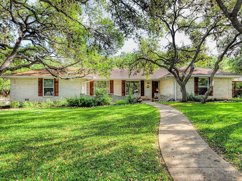 1st image of 408 Park Oak