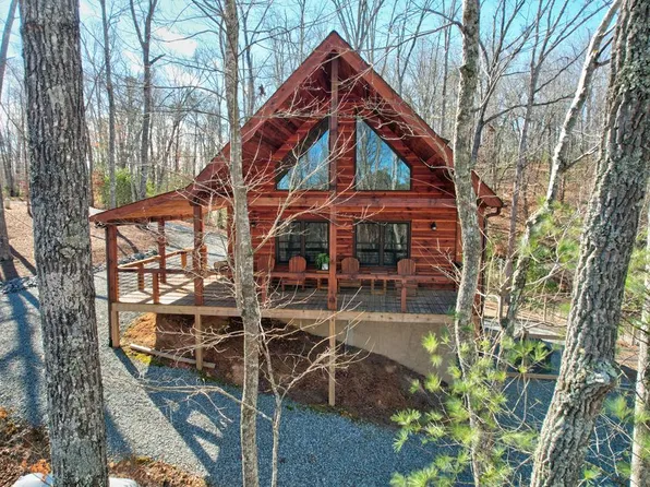 63 Whispering Hawk Ct, Morganton, GA 30560