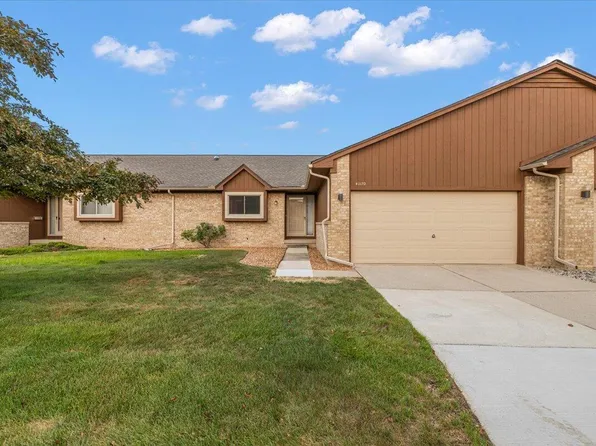 41170 Victoria Dr, Clinton Township, MI 48038