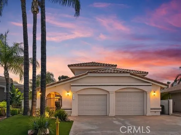 30181 Swan Point Dr, Canyon Lake, CA 92587