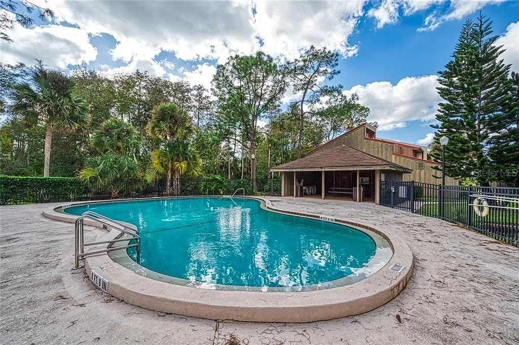 5305 Pebble Beach Dr — Photo 2