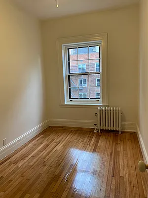 Rented by Georgine Podhorsky, LREB | media 22