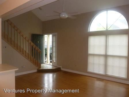 2nd image of 1255 N Knollwood Dr