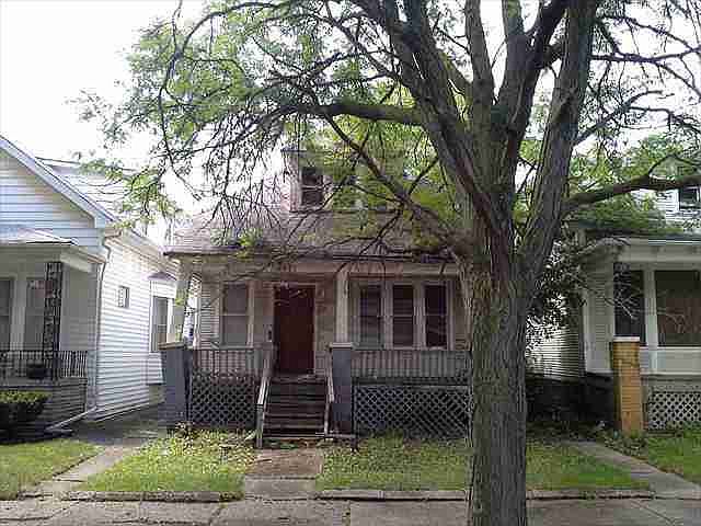 5871 Beechwood