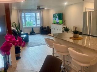 206 Springbrook Cir #206, Portsmouth, NH 03801