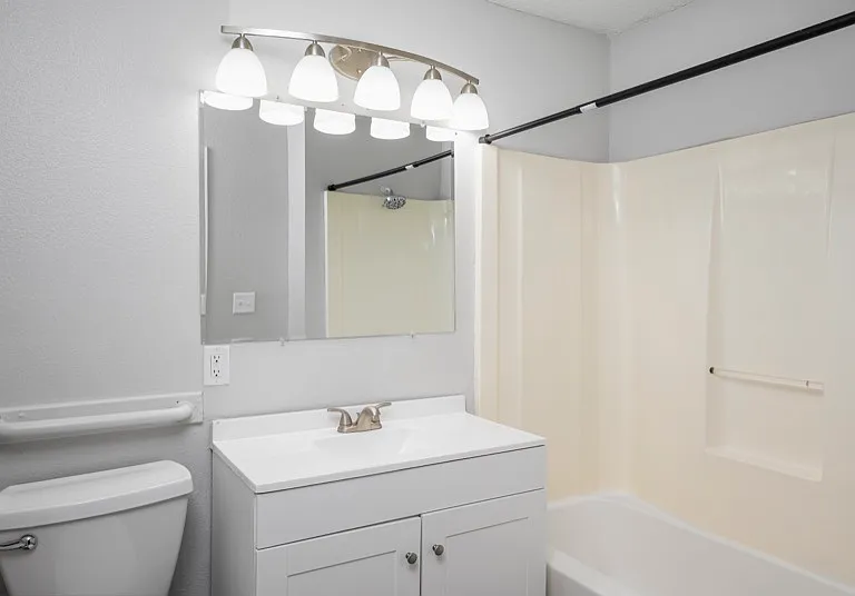 1173 Landeco Ln #304 — Photo 6
