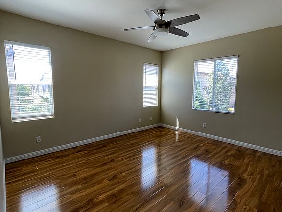 3rd image of 15996 Moonflower Ave
