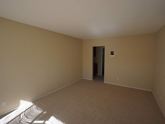 2nd image of 4424 Altadena Ave Unit 15