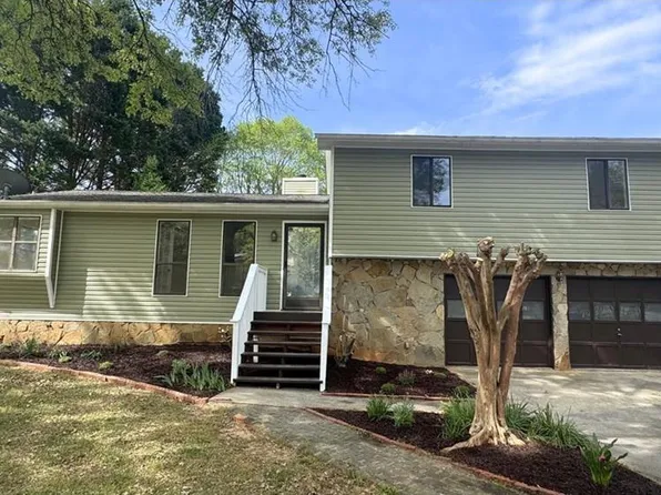 1287 Candlelite Ln, Snellville, GA 30078