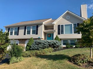 5428 Winesap Dr, Roanoke, VA 24019