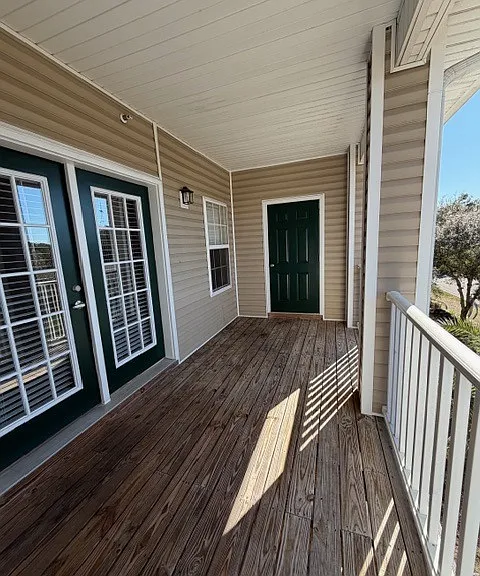 Pinnacle Pointe Apartments — Photo 39