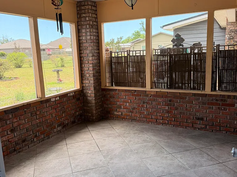332 Harvard Blvd — Photo 16