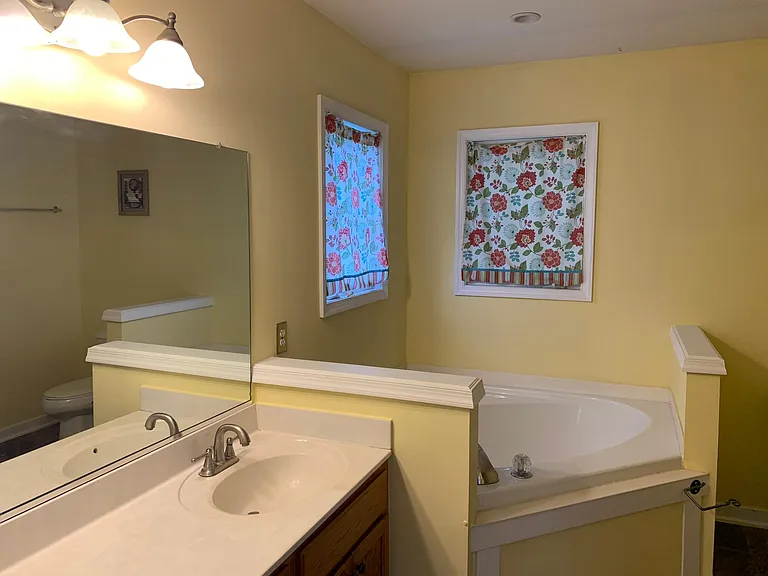 2912 Vanna Ln — Photo 21