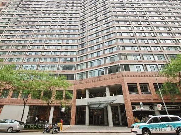 211 E Ohio St, Chicago, IL