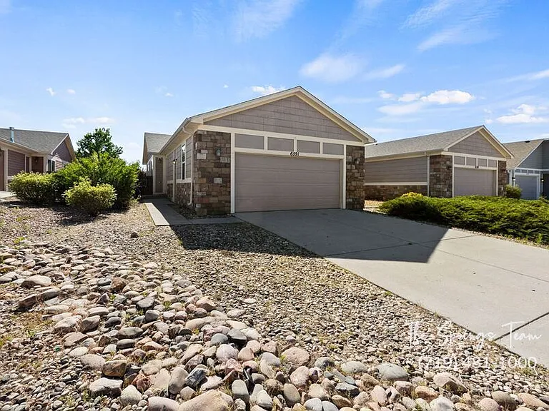 6591 Watusi Rd — Photo 2