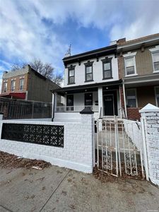 135 Dumont Avenue, Brooklyn, NY, 11212