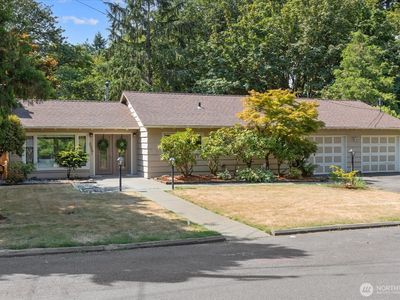835 SW Marine View Circle, Normandy Park, WA, 98166
