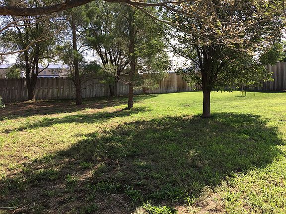 5th image of 6600 Deer Park Dr