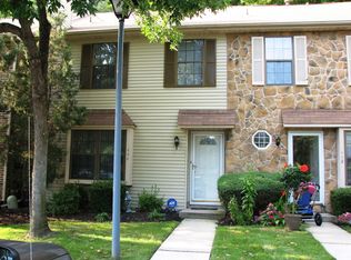 111 Arden Ct #111, Mount Laurel, NJ 08054