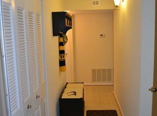 11721 Karbon Hill Ct APT 101, Reston, VA 20191