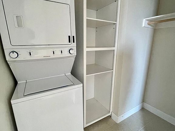 4th image of 2118 Saint Paul St #17426533