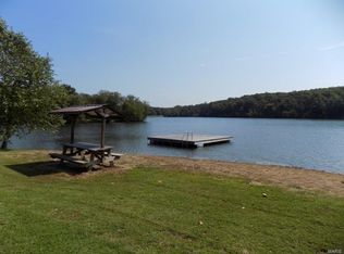 566 Waterford Rd, Gerald, MO 63037