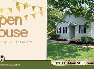 1201 E Main St, Staunton, IL 62088