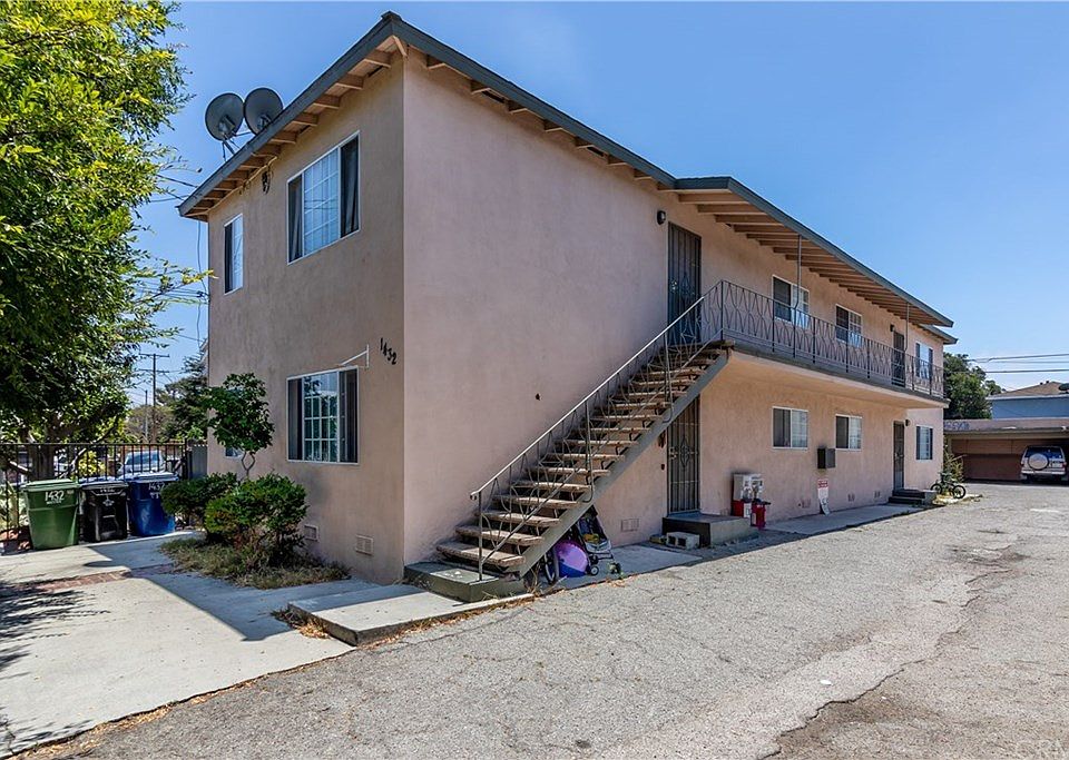 1st image of 1432 Plaza Del Amo