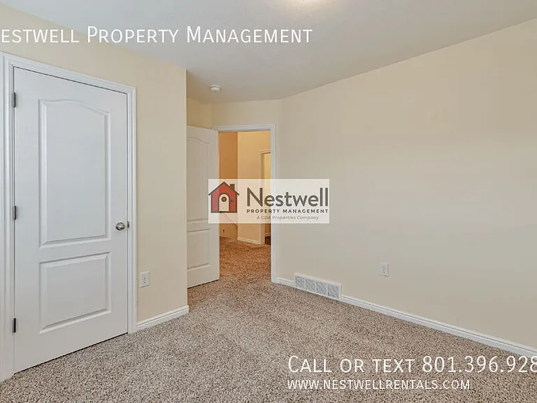 6838 W Grevillea Ln — Photo 18