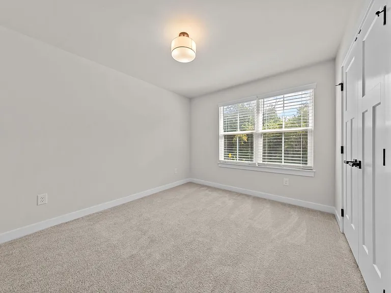 1757 Shipyard Rd — Photo 15