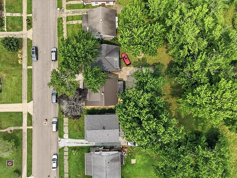 142 Western Ave — Photo 20