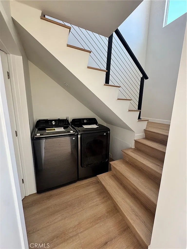 3 bed, 2.5 bath, 1200 sqft, $3,200 — Photo 3