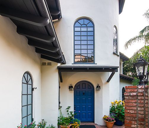 2nd image of 2827 La Castana Dr
