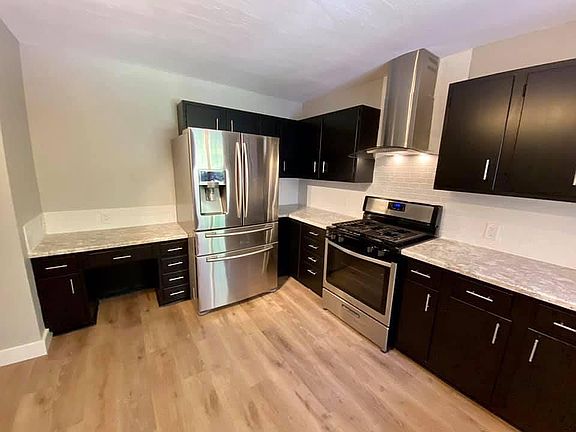 4th image of 3205 W Whiteside St
