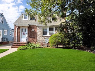 246-07 86th Avenue, Jamaica, NY, 11426