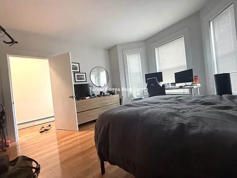 2 Ivaloo St #1A — Photo 5