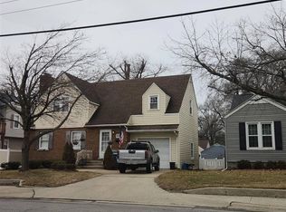 9022 Kennedy Ave, Highland, IN