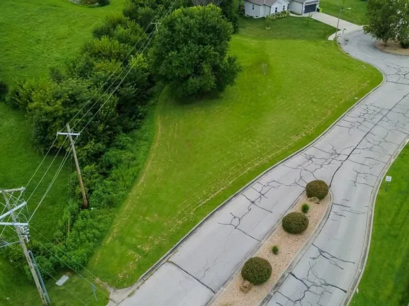 2509 E Jones Ranch Pkwy, Harrisonville, MO 64701