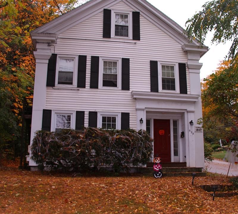 close to conservation land