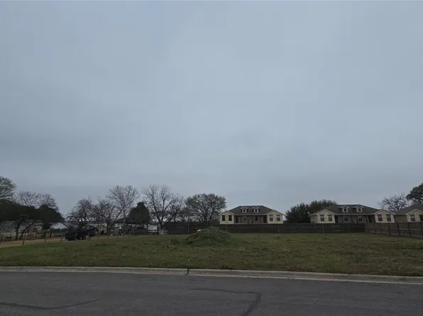 0 Clay St, Brenham, TX 77833