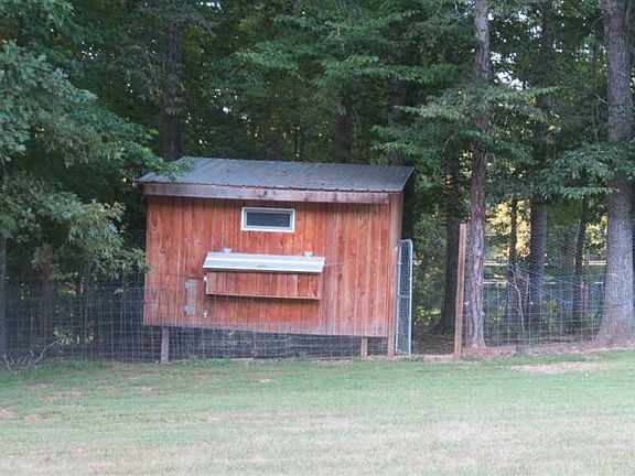 4th image of 516 Kellam Dr